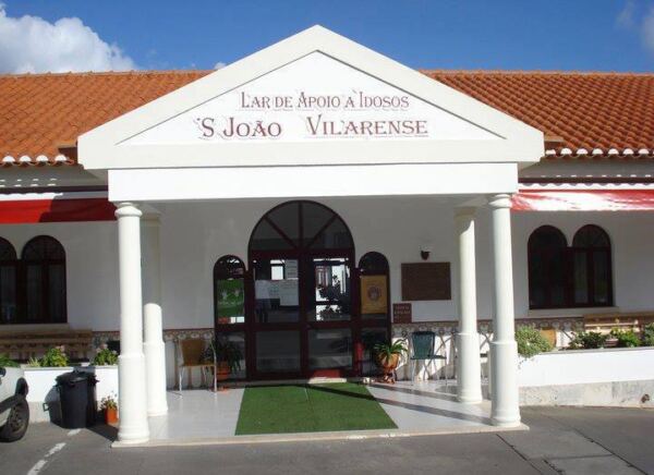 261753 562645480452933 262140585 n - Booking-Senior.com