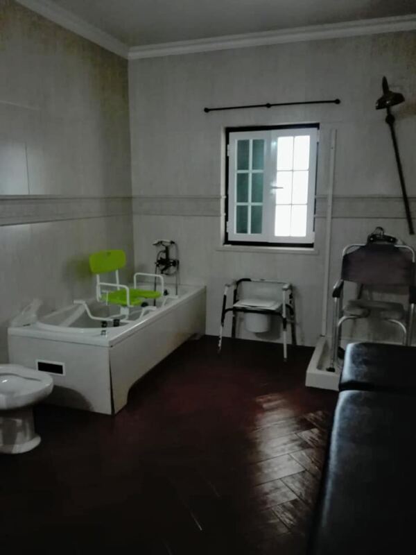 46447522 1920868318031341 8852392162193571840 n 1 - Booking-Senior.com