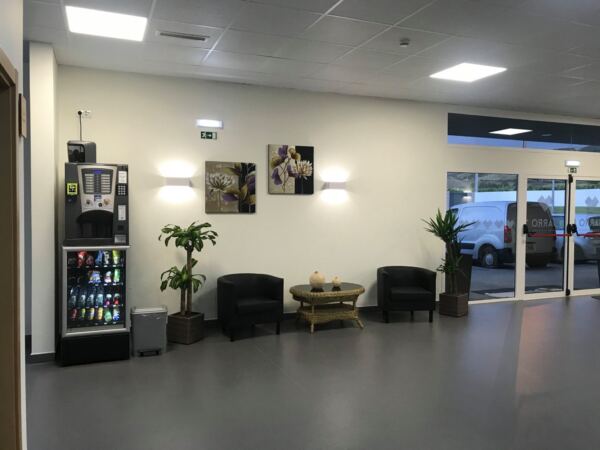 65384955 581526875669927 3489256814527119360 n - Booking-Senior.com