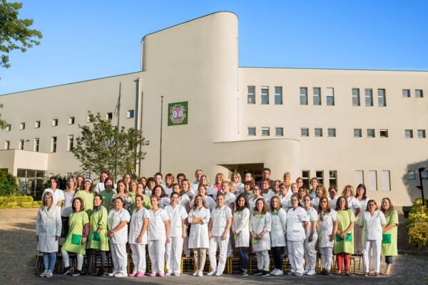 66613623 2064210867213534 582711042115633152 n - Booking-Senior.com