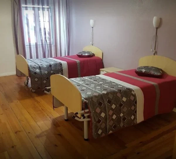 Azafama do Conforto de Santo Andre1 - Booking-Senior.com