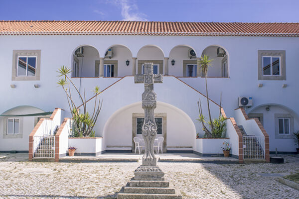 Clinica Sao Jose Camarate - Booking-Senior.com