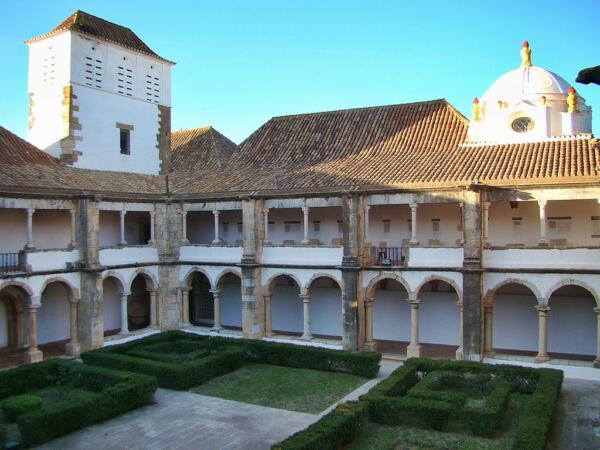 Faro1 - Booking-Senior.com