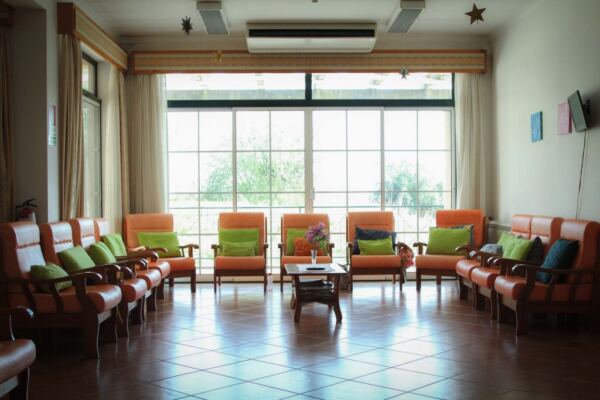 IMG 3710 1024x682 1 - Booking-Senior.com