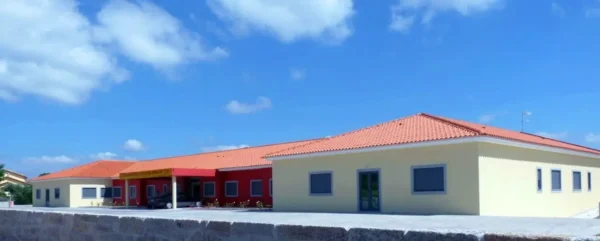 LAR RESIDENCIAL SANTA MARIA RAINHA DAS FLORES - Booking-Senior.com