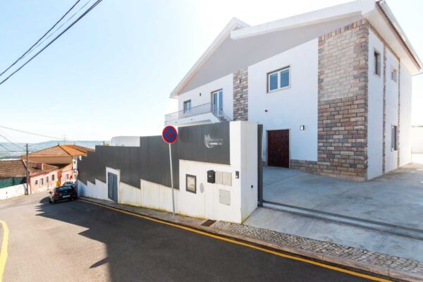 LOURES CARE SENIOR RESIDENCE 1 - Booking-Senior.com