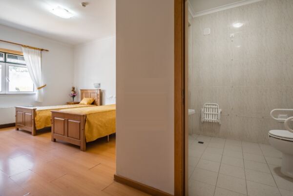 Quarto duplo 2 - Booking-Senior.com