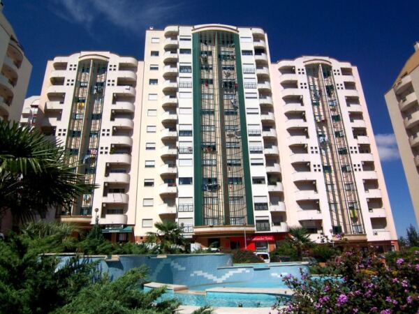 Ramada - Booking-Senior.com