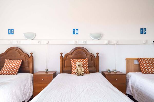 Casa de Repouso Caminhos Abstratos Quarto Partilhado