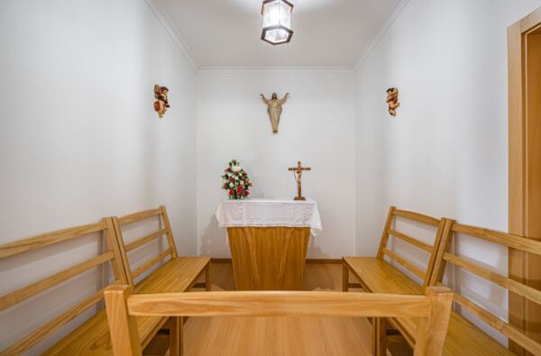 capela - Booking-Senior.com