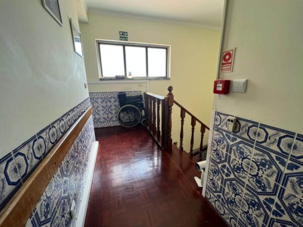 Casa Repouso Porto Salvo Cadeira Ascensoria