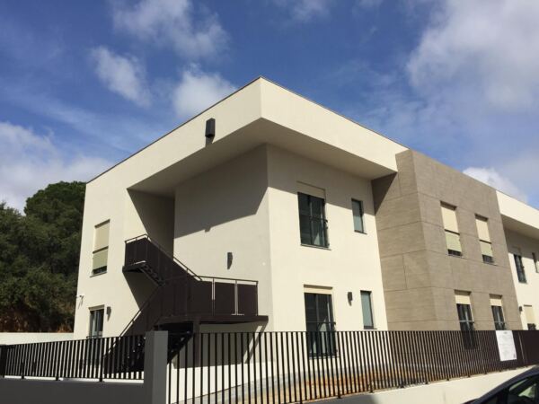 IH Residence Exterior1