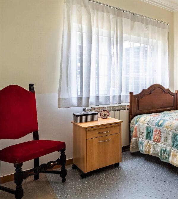 lar o lirio 13 - Booking-Senior.com