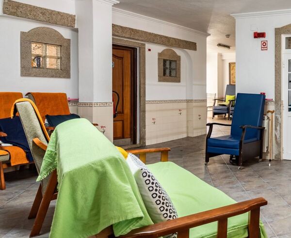lar o lirio 8 - Booking-Senior.com
