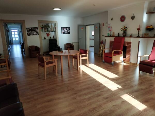 sala de estar 4 - Booking-Senior.com