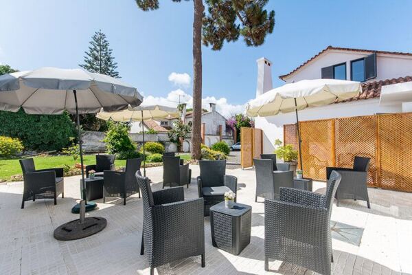 Casa Repouso Qta Colares Sintra Espaco Exterior 1 - Booking-Senior.com