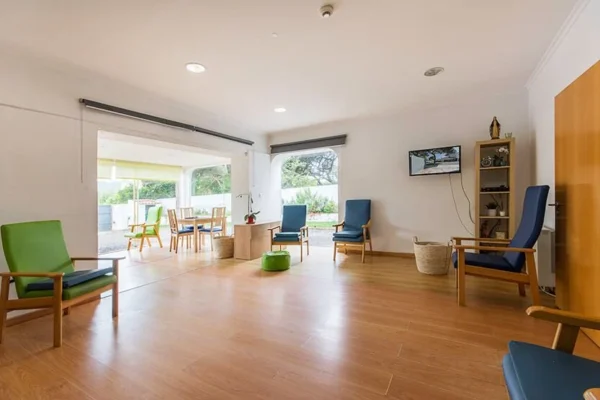 Casa Repouso Qta Colares Sintra Sala 1 - Booking-Senior.com