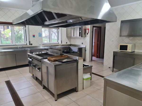 Lar Brilhar do Sol (Santiago de Litém - Pombal) Cozinha