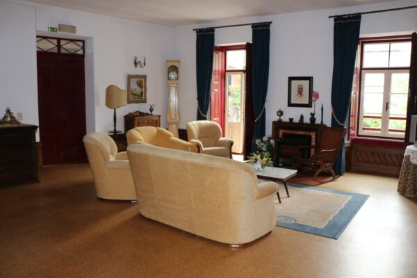 Lar Graca Sao Filipe2 - Booking-Senior.com