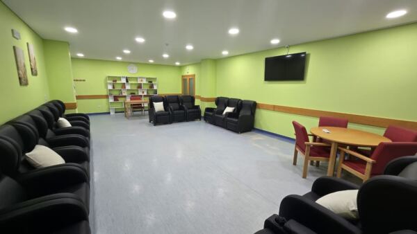 ca111 - Booking-Senior.com