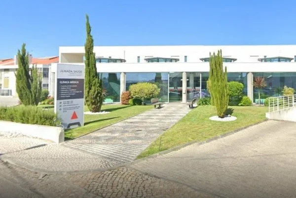 Almada Saude Alif exterior