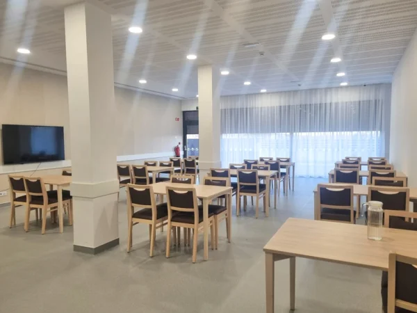 RESIDENCIAL SÉNIOR LUA NOVA Refeitorio1