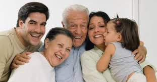 Familia - Booking-Senior.com