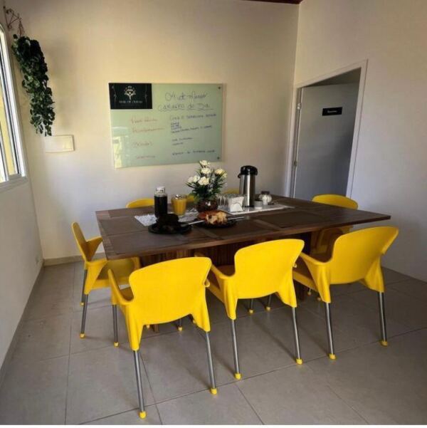 Residencial Mar de olivas refeitorio