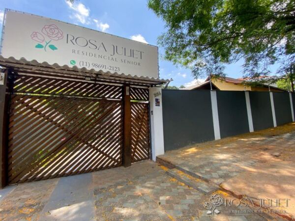 Rosa Juliet Residencial Sênior entrada