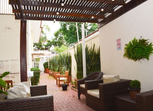 WhatsApp Image 2025 11 03 at 11.41.59 1 - Booking-Senior.com