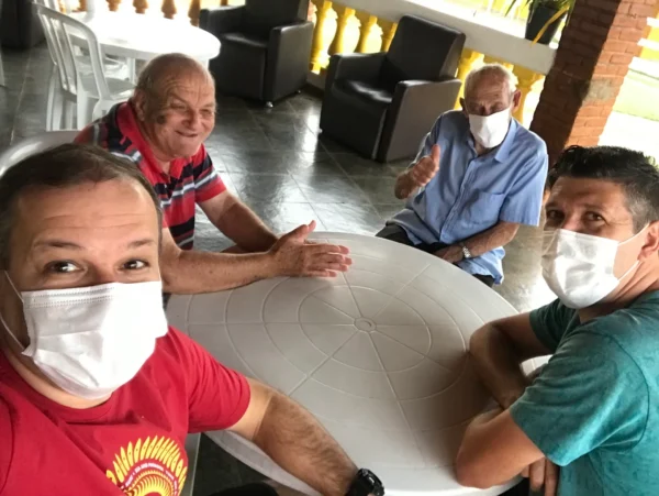 10 3 - Booking-Senior.com