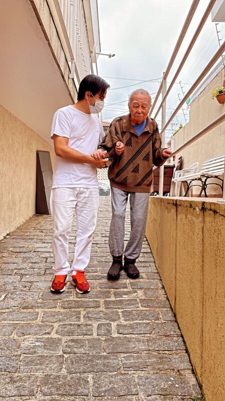 13 - Booking-Senior.com