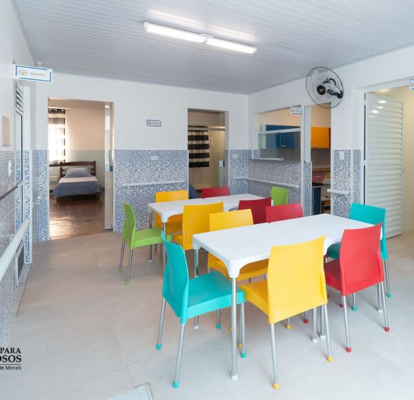 5 1 1 - Booking-Senior.com