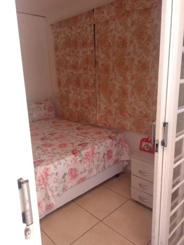 9 3 - Booking-Senior.com