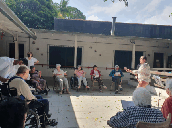 Atividade 1.2.1.2 - Booking-Senior.com