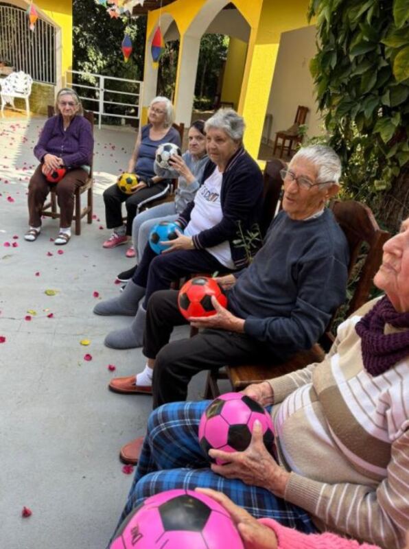 Atividades 2 1 - Booking-Senior.com