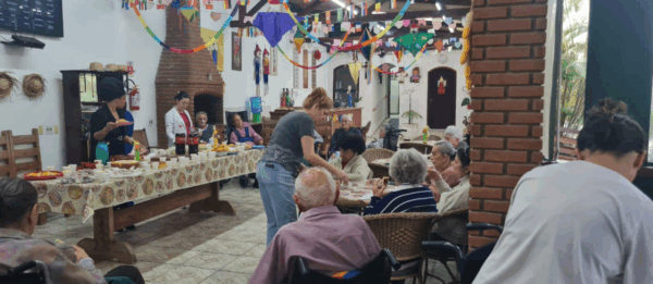 Comemoracao 10 - Booking-Senior.com