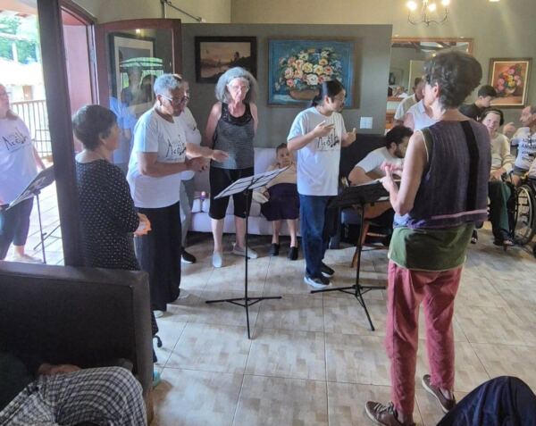 Festa 2 - Booking-Senior.com