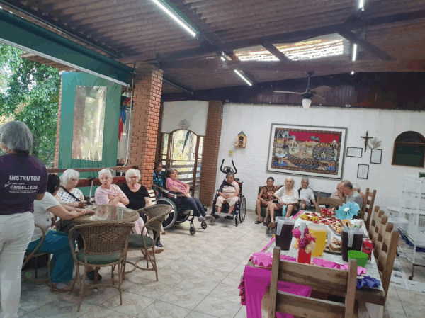 Restaurante 4 - Booking-Senior.com