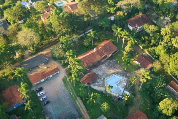 Terreno - Booking-Senior.com