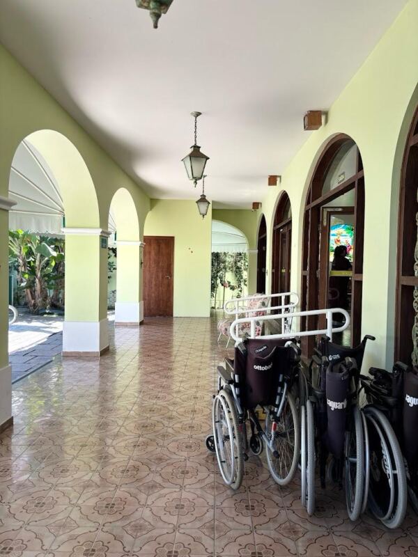 WhatsApp Image 2025 10 27 at 16.44.58 6 - Booking-Senior.com