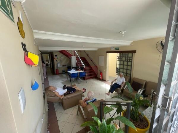 WhatsApp Image 2025 11 10 at 11.51.57 2 - Booking-Senior.com