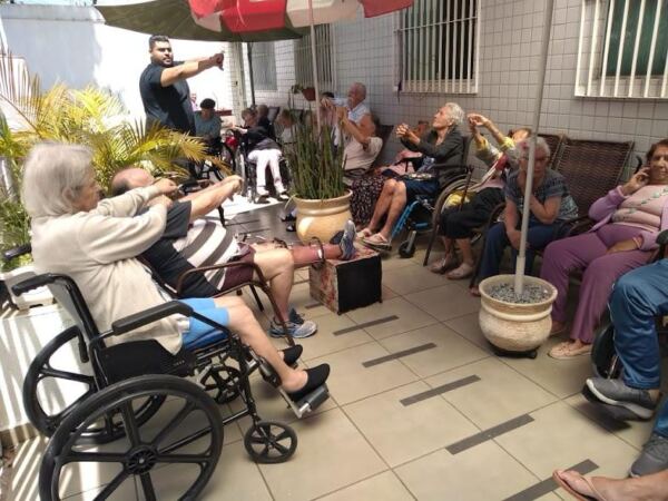 WhatsApp Image 2025 11 10 at 14.32.12 4 1 - Booking-Senior.com