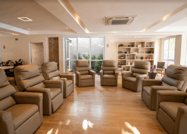 11 2 - Booking-Senior.com