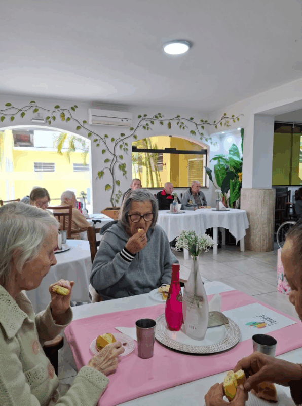 13 - Booking-Senior.com