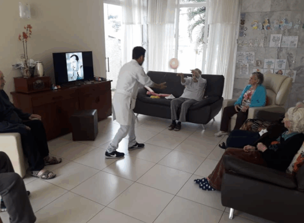 27 4 - Booking-Senior.com