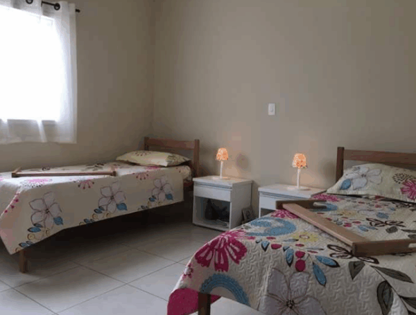 8 3 - Booking-Senior.com