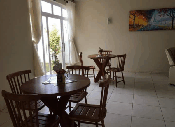 9 3 - Booking-Senior.com