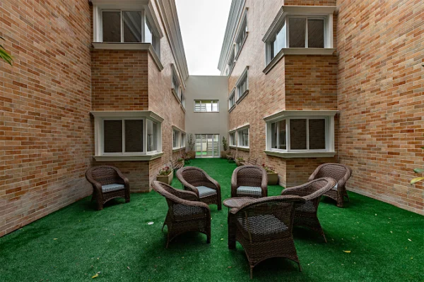 Versania Seniors Club16 - Booking-Senior.com