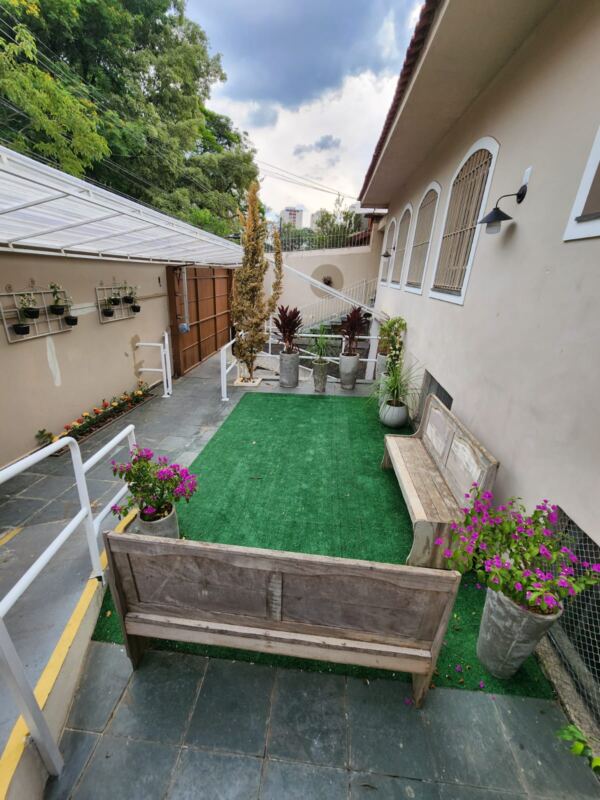 WhatsApp Image 2025 11 03 at 11.40.59 - Booking-Senior.com